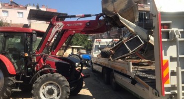 Hurda Araç, İş Makinası ve Tarım Aletleri Toplanıyor